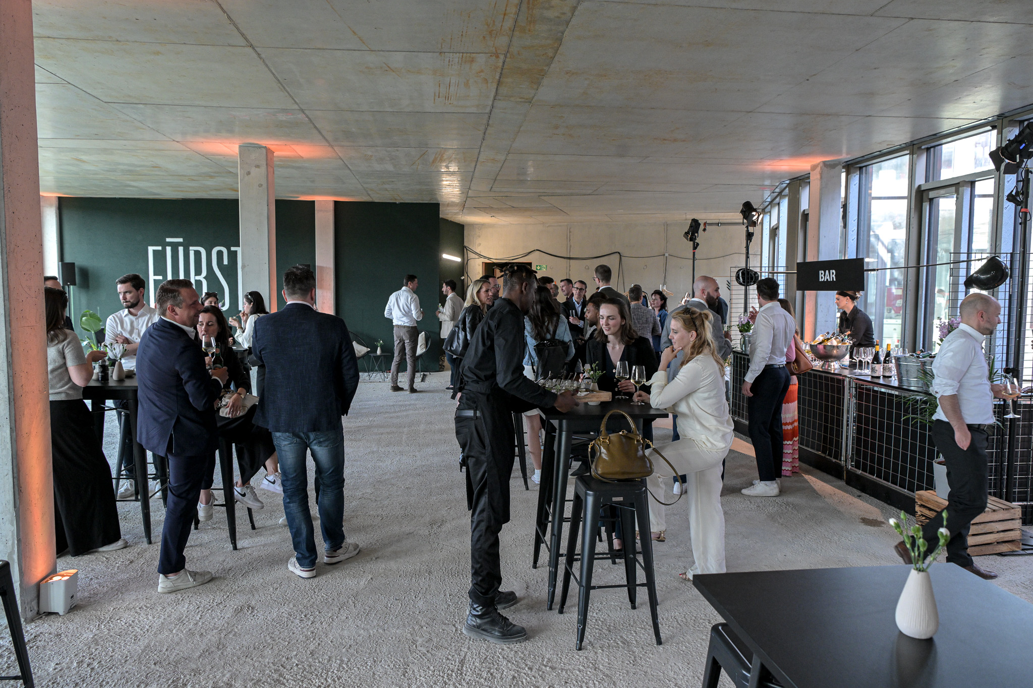 Exklusive Einblicke in den FÜRST-Showroom – beim Broker-Event am Kurfürstendamm.